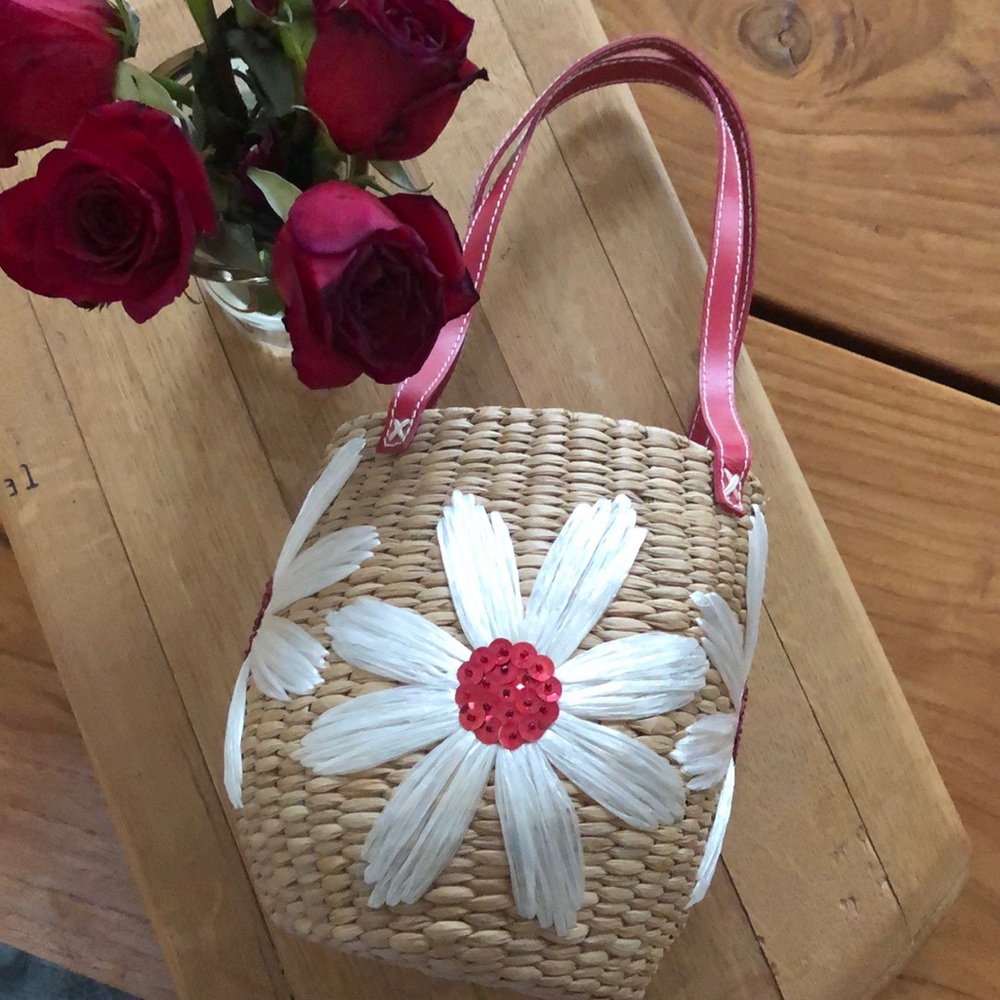 Summer Straw Purse Sequin Flower